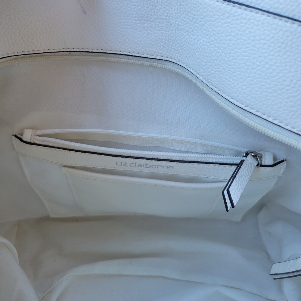 Liz Claiborne Shoulder Bag - Picture 11 of 12